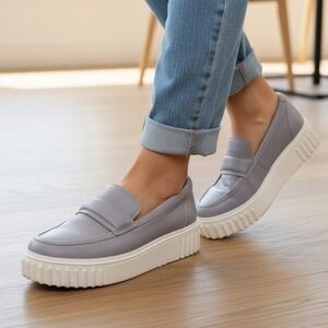 Clarks Women's Lavender Leather Loafers Penny Platform Slip On Size‎ 9.5 W EU 41